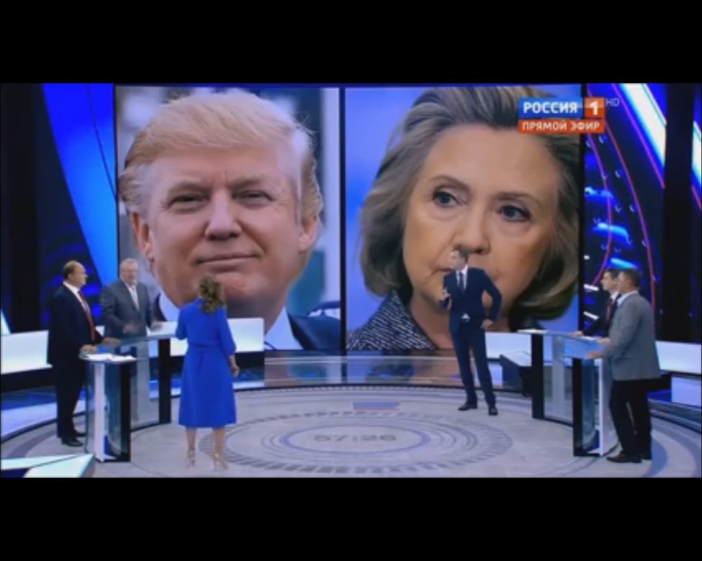 Жириновский на теледебатах критикуя Клинтон споткнулся об тумбу и грохнулся на пол (ВИДЕО)