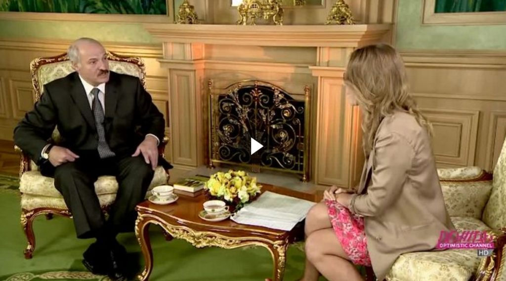 "Та Путин слегка идиот, если бы в Белоруссии был такой оппозиционер, я бы его не посадил" - Лукашенко про Навального (ВИДЕО)