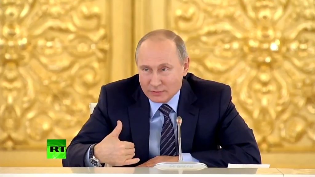 Путин экстренно прервал заседание, ссылаясь на телефонный звонок (ВИДЕО)