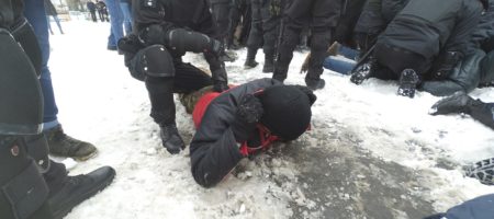 Во Львове произошли большие стычки активистов и полиции (ФОТО + ВИДЕО)