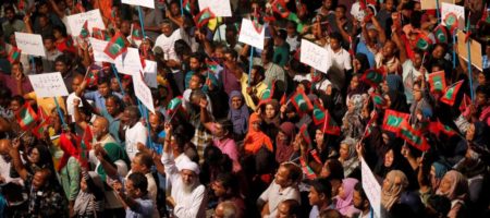 Из-за политического кризиса на Мальдивах введено чрезвычайное положение