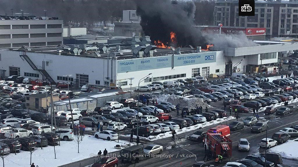 Снова пожар на России! В Санкт-Петербурге новый масштабный пожар, сигнализация снова не сработала (ВИДЕО)