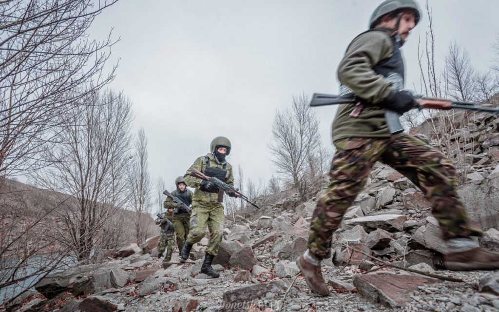 Силы АТО уничтожили 17 боевиков: подробности боевой операции возле Докучаевска