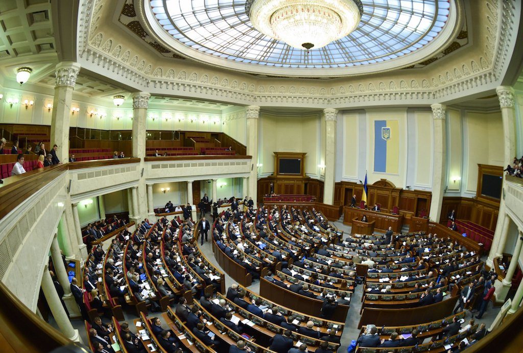 Конец пропагандисткой машине Медведчука!? Рада проголосовала за внесение санкций против “NewsOne” и “112 Украина”