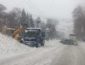 Харьковщину накрыл мощный снегопад: метровые сугробы перекрыли дороги