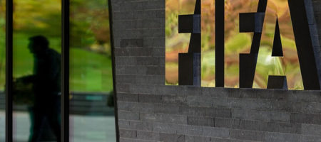 ФИФА и УЕФА дисквалифицируют Россию и все клубы из-за участия в Кубке Крыма