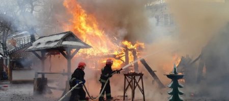 Подробности взрыва на рождественской ярмарке во Львове, двое людей в реанимации (ВИДЕО)