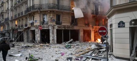 Сильнейший взрыв сотряс Париж: есть пострадавшие (КАДРЫ)