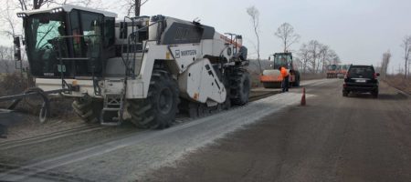 Глава МинИнфраструктуры Омелян объявил о начале эры бетонных дорог