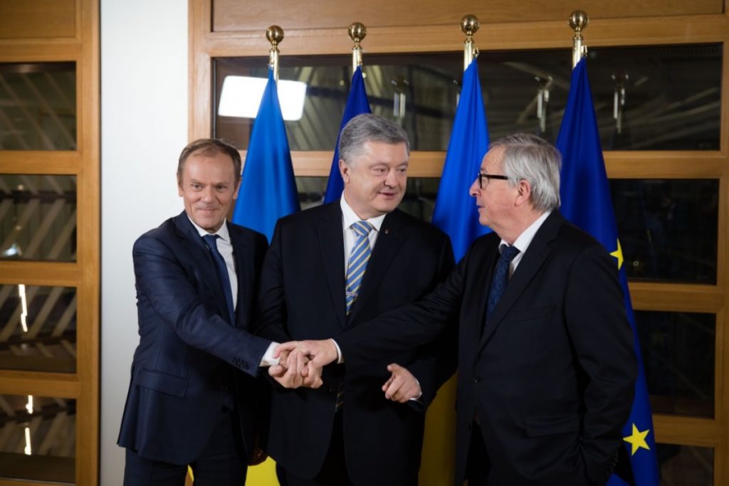 Порошенко привлек к обеспечению честных выборов в Украине руководителей ЕС