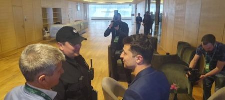 Зеленский нарушил закон Украины на выборах, за ним уже приехала полиция (КАДРЫ)