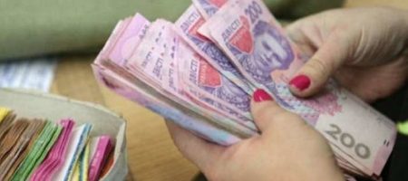 В ГФС заявили, что двое украинцев задекларировали миллиардные доходы