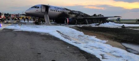 В результате авикатастрофы в российском Шереметьево погиб уже 41 человек (ЖУТКИЕ КАДРЫ С САМОЛЕТА)