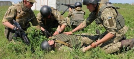 Сутки в зоне проведения ООС: ранены двое украинских военных