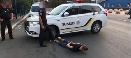 В Киеве пассажир такси устроил кровавую резню (ВИДЕО)