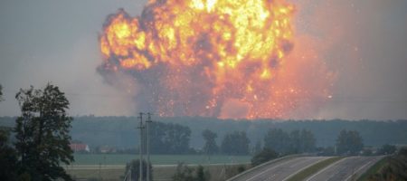 В Калиновке Винницкой области снова взрываются военные склады с боеприпасами - все подробности