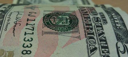 Доллар по 40 гривен: тревожный прогноз до конца года