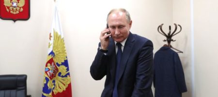 Зеленский и Путин поздравили друг друга с Новым годом