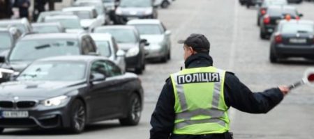 Украинским водителям будут платить деньги за соблюдение ПДД