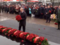 Недобрый знак: Путин у памятника уронил две гвоздики. ФОТО