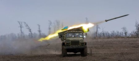 Бойня на Донбассе: мощный обстрел позиций ВСУ, есть погибшие