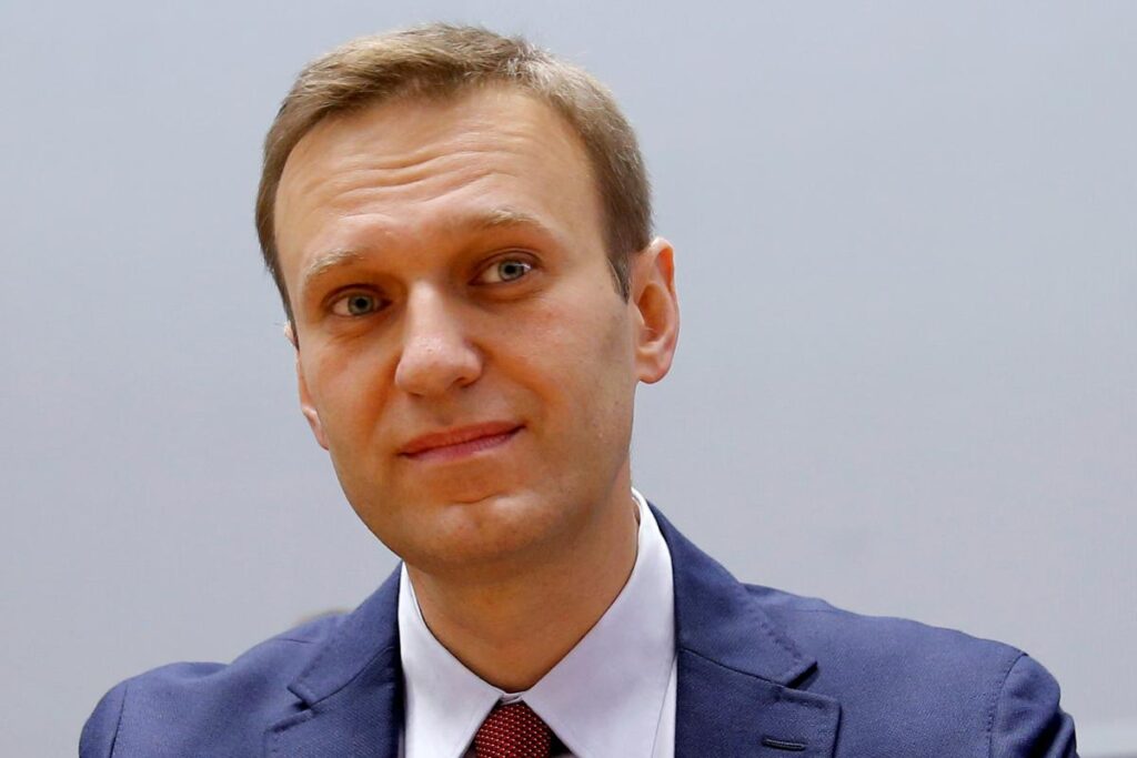 Медицинский самолет с Навальным вылетел в Германию (ФОТО)  