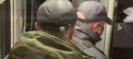 Бегали обнаженными по вагону: в поезде "Львов-Киев" девушки устроили дебош (ВИДЕО)