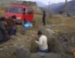 Армяне едут из Карабаха, но сначала выкапывают мертвых из могил (ВИДЕО)