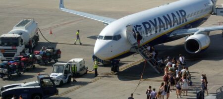 Беларусь отреагировала на прекращение авиасообщения с Украиной