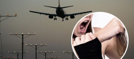 В самолете из Турции подрались две украинки: одна с малышом на руках разбила другой голову