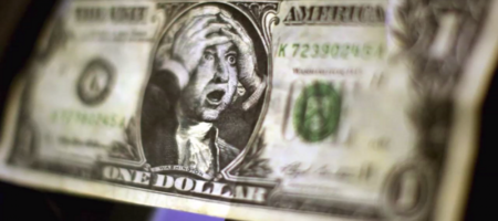 Эксперт дал прогноз курса доллара в Украине осенью