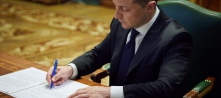 Зеленский ввёл в действие секретное решение СНБО