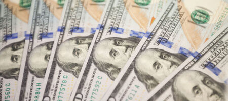 monobank перепутал курс валют: клиенты накупили долларов на 4,5 млн грн