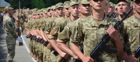 В Украине отменят призыв на срочную военную службу: названа дата