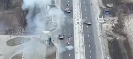 Появилось видео уничтожения колонны под Киевом