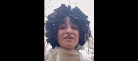 "Врятувала шапочка з фольги": одеситка дивом уціліла під час ракетного удару росіян (відео)