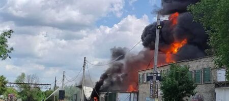 У Миколаєві спалахнула масштабна пожежа на АЗС