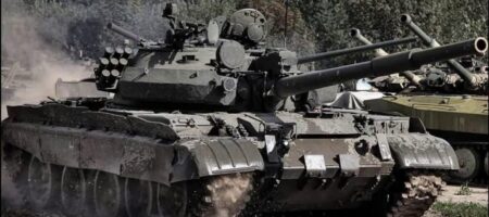 Гарний симптом — експерт розповів, навіщо росія притягла на війну старі танки Т-62.