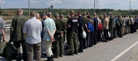 У РФ визнали Азов "терористичною організацією"