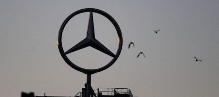 Mercedes-Benz йде з Росії, продає активи