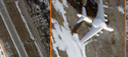 Супутник показав літак в Мачулищах, який, імовірно, атакували партизани