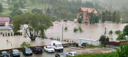 На Львівщині борються з наслідками потужних злив