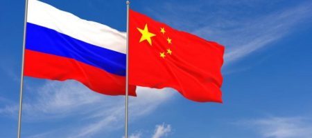 Розвідки Британії та США мають докази, що Китай готує постачання зброї Росії