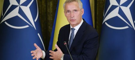 НАТО заявило про "незворотній шлях" України до членства і назвало умову запрошення