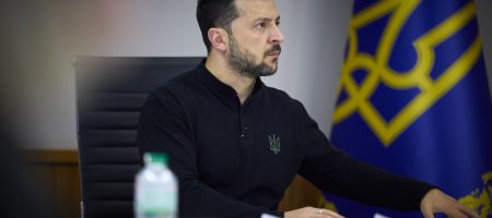 Президент Зеленський позбавив державних нагород 34 зрадників України: у списку Медведчук, Азаров, Повалій, Лорак, Кіркоров, Басков