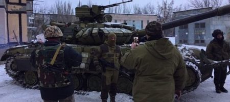 Бойцам ВСУ удалось угнать танк (ВИДЕО)