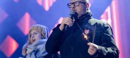 В Польше скончался раненый ножом в сердце мэр Гданьска