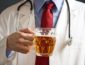 Скандал на Ривненщине: пьяный врач перепутал голову с ногой пациента (ВИДЕО)