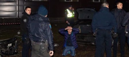 Адское ДТП в Днепре: водитель на угнанном Audi снес трех пешеходов, удирая от полиции
