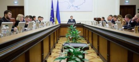 Рада отправляет в отставку правительство Гончарука: подробности